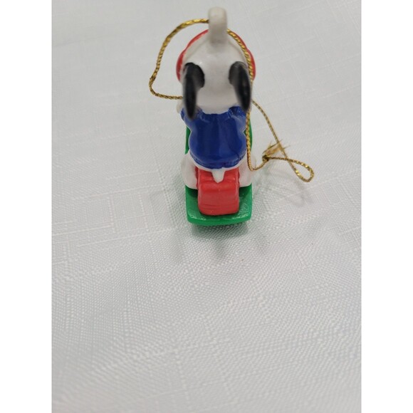 Vintage Peanuts Snoopy With Woodstock Green Snowmobile Ornament - Picture 4 of 7